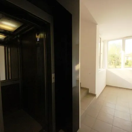 Apartment Menada Global Ville *